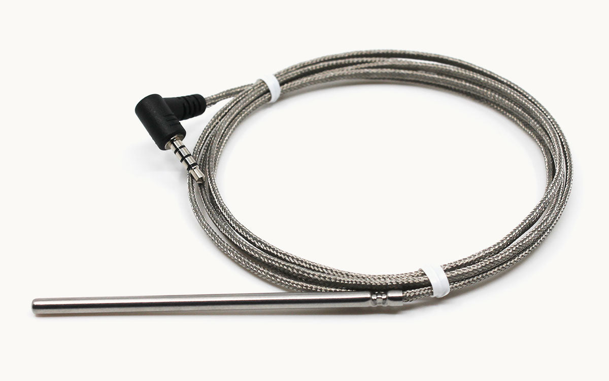 Thermocouple temperature probe for meat thermometer